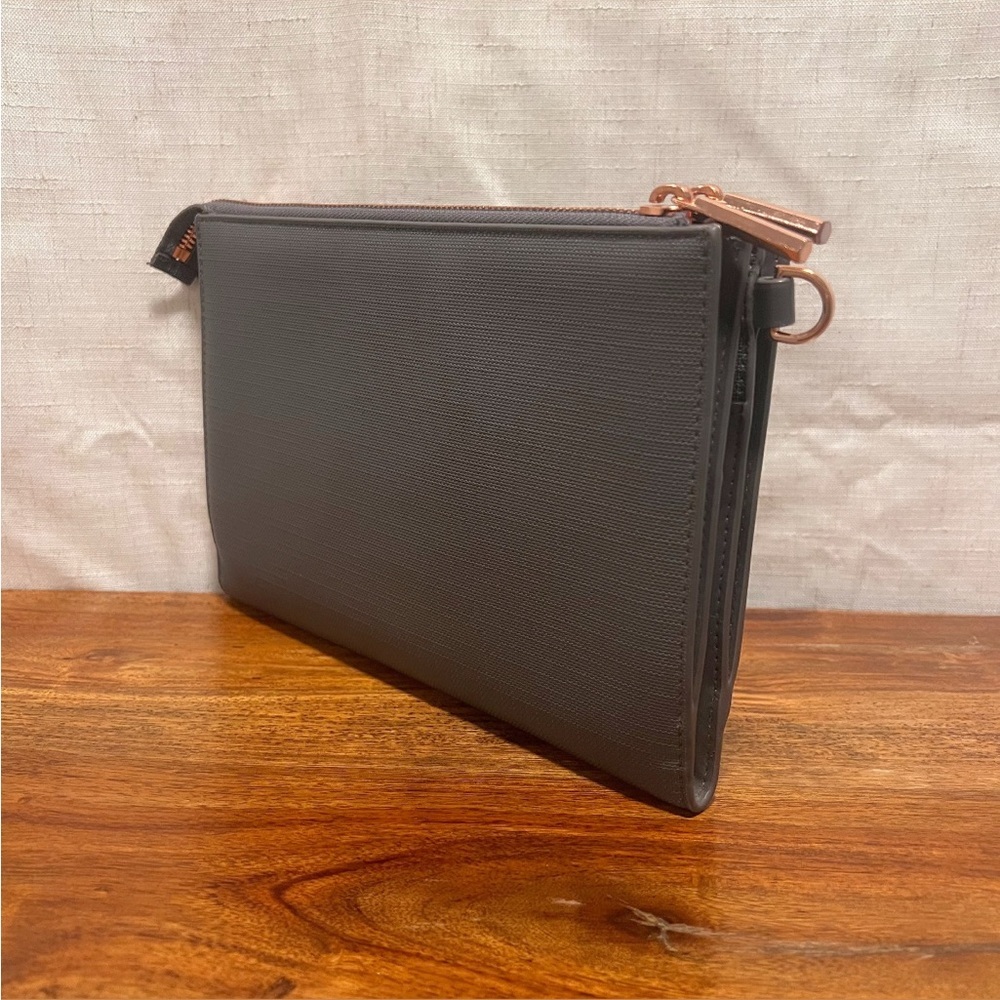 DAGNE DOVER Graphite Gray‎ Coated Canvas 3 In 1 Wallet Clutch & Crossbody Bag - Picture 7 of 16